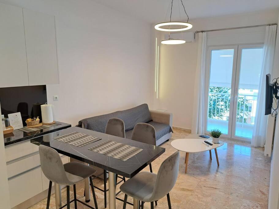 Luxury Suite Patras Exterior photo